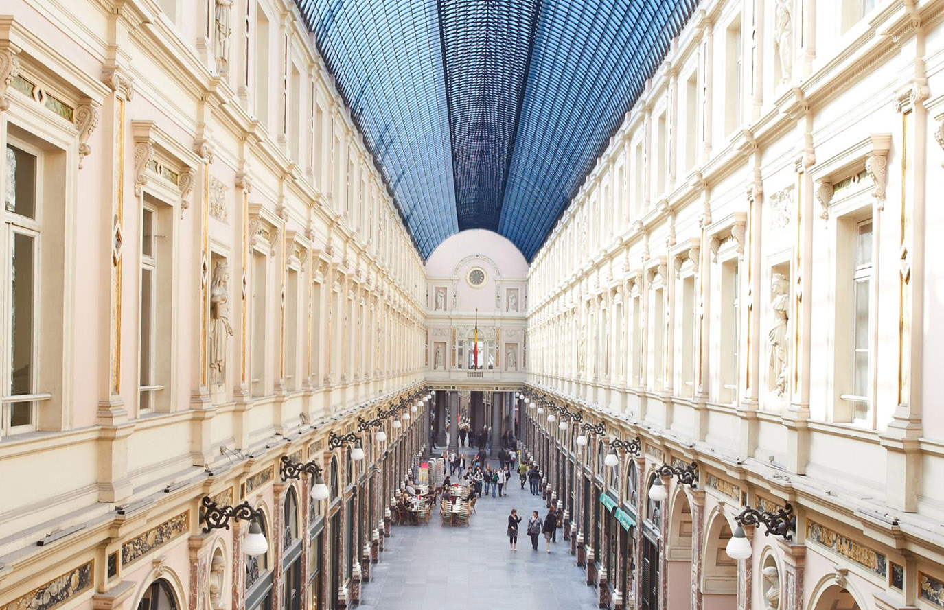 Explore Brussels’ Unique Markets: A Paradise for Shopping Malls and Handicrafts